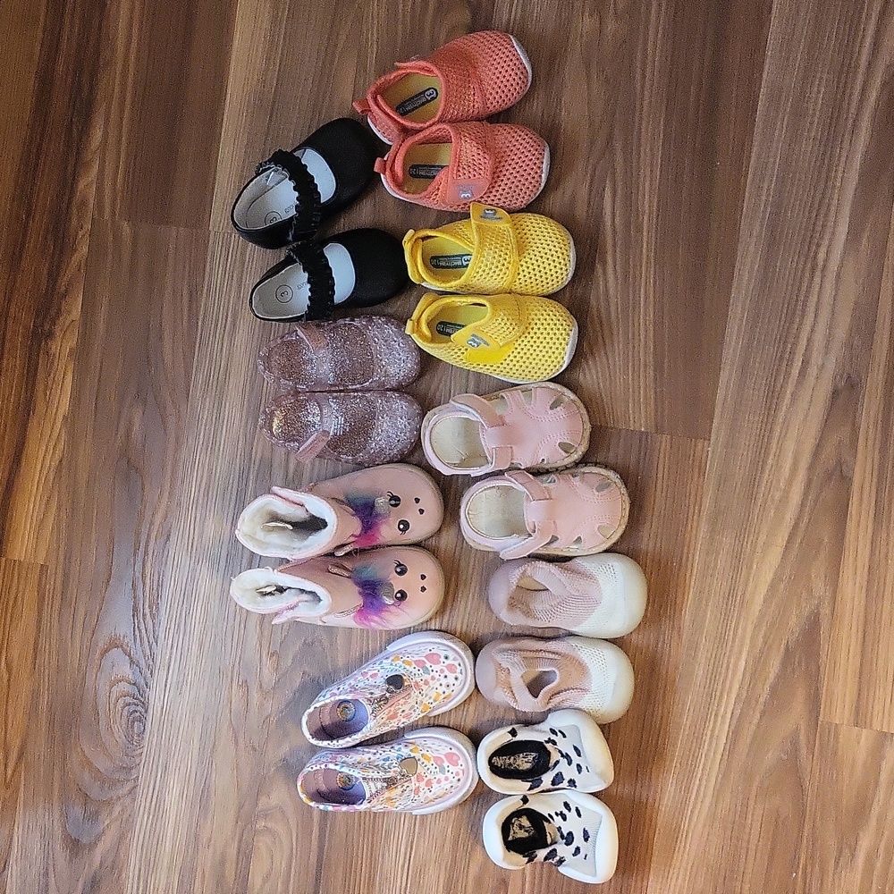 Lot of 3c toddler/baby shoes